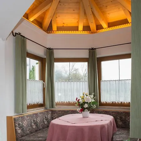 B&B Kreuzhof Seefeld 제펠드 인 티롤