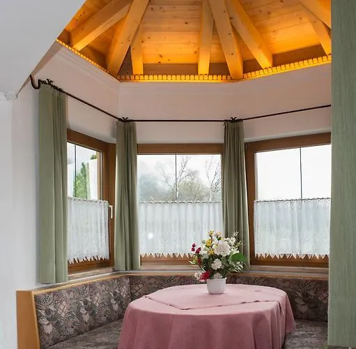 Bed & Breakfast Kreuzhof Seefeld Seefeld in Tirol